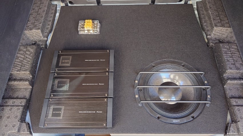 ウーファーBOX化粧板（アンプボード）